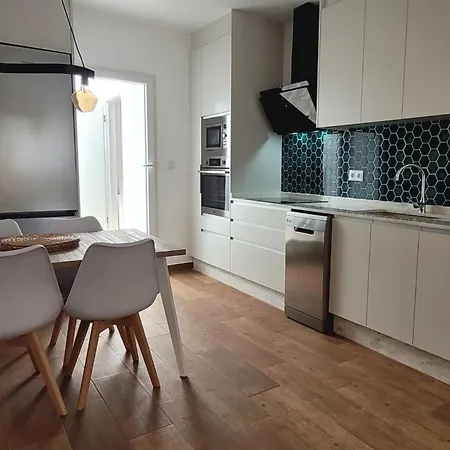 Centre Casapat 아파트 *