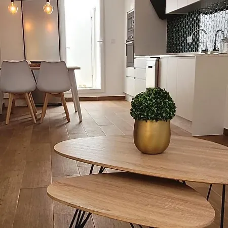 Centre Casapat Apartment *